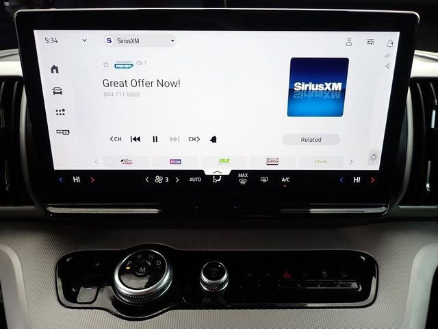 Certified 2025 Ford Expedition Active image 28