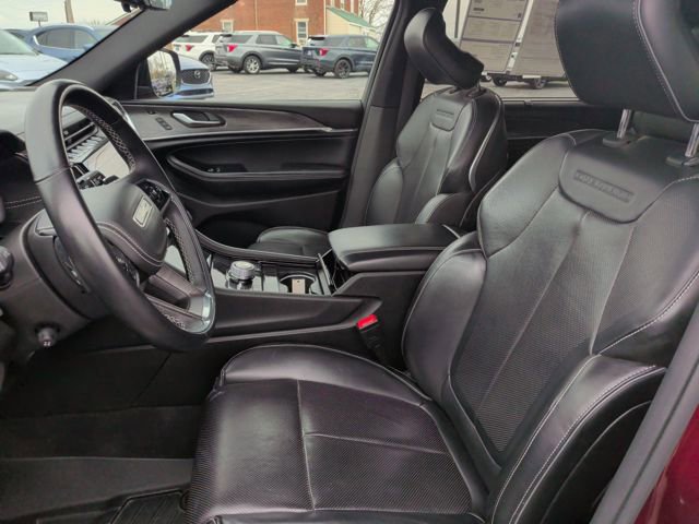 Used 2021 Jeep Grand Cherokee L Overland w/ Luxury Tech Group IV image 10