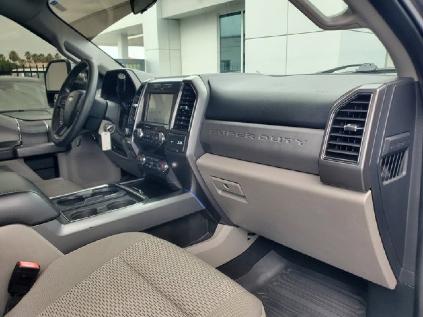 Certified 2021 Ford F250 XLT w/ XLT Premium Package AWD/4WD image 35