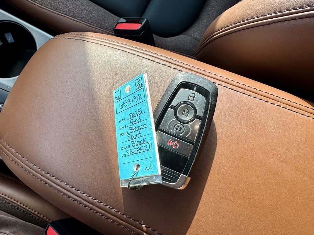 Certified 2025 Ford Bronco Sport Outer Banks w/ Outer Banks Tech Package+ image 38