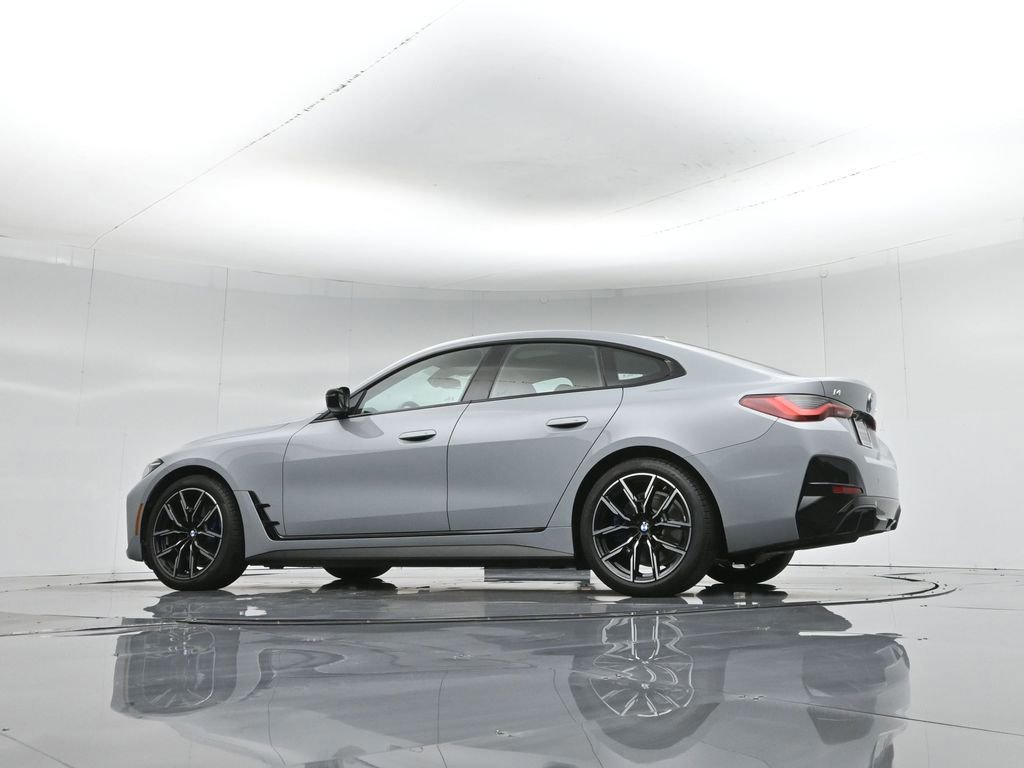 Used 2025 BMW i4 eDrive40 w/ M Sport Package image 21