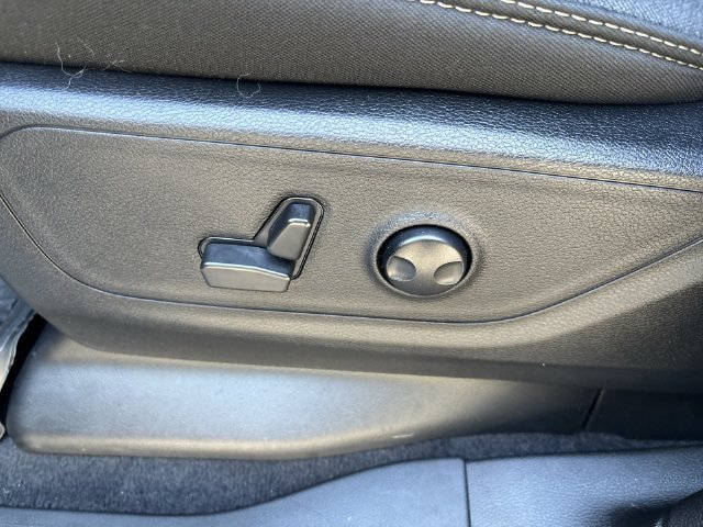 Used 2025 RAM 1500 Big Horn AWD/4WD image 12