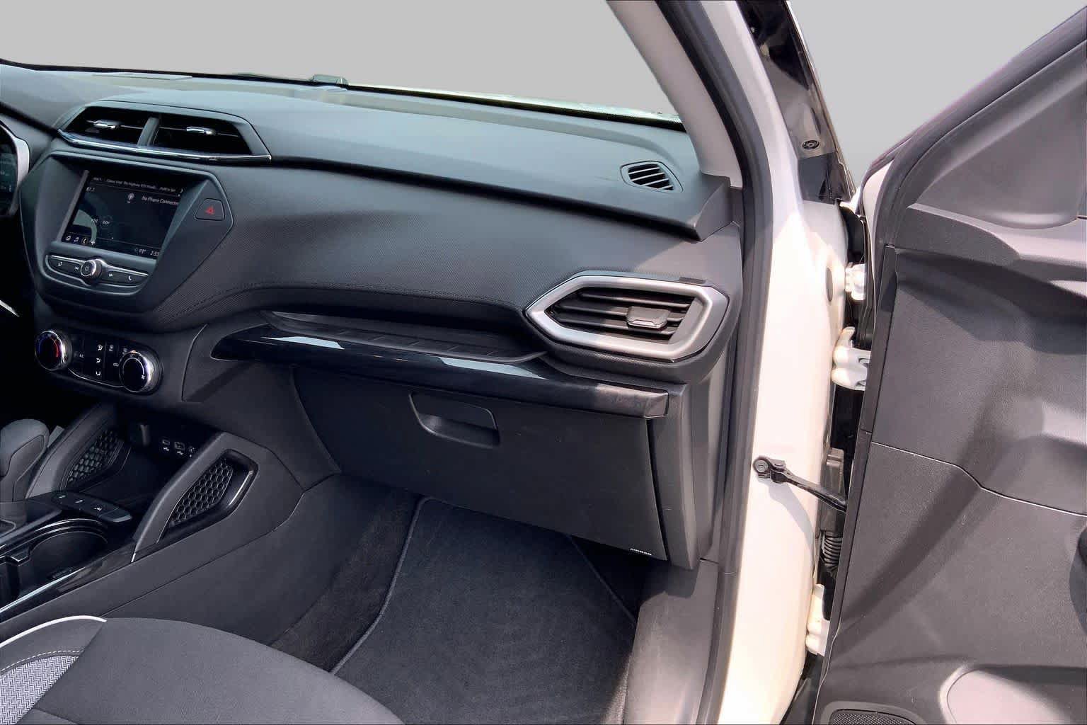 Used 2023 Chevrolet TrailBlazer LS FWD image 17