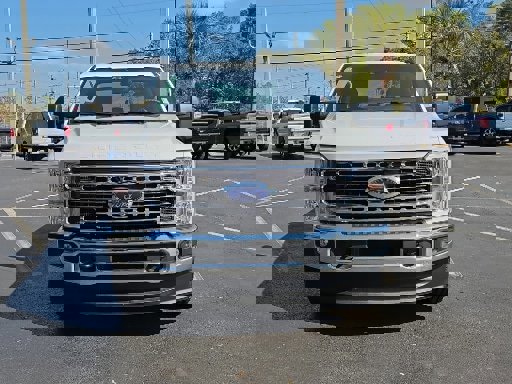Certified 2025 Ford F250 XLT image 9