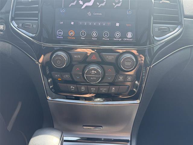 Used 2020 Jeep Grand Cherokee Limited X AWD/4WD image 20