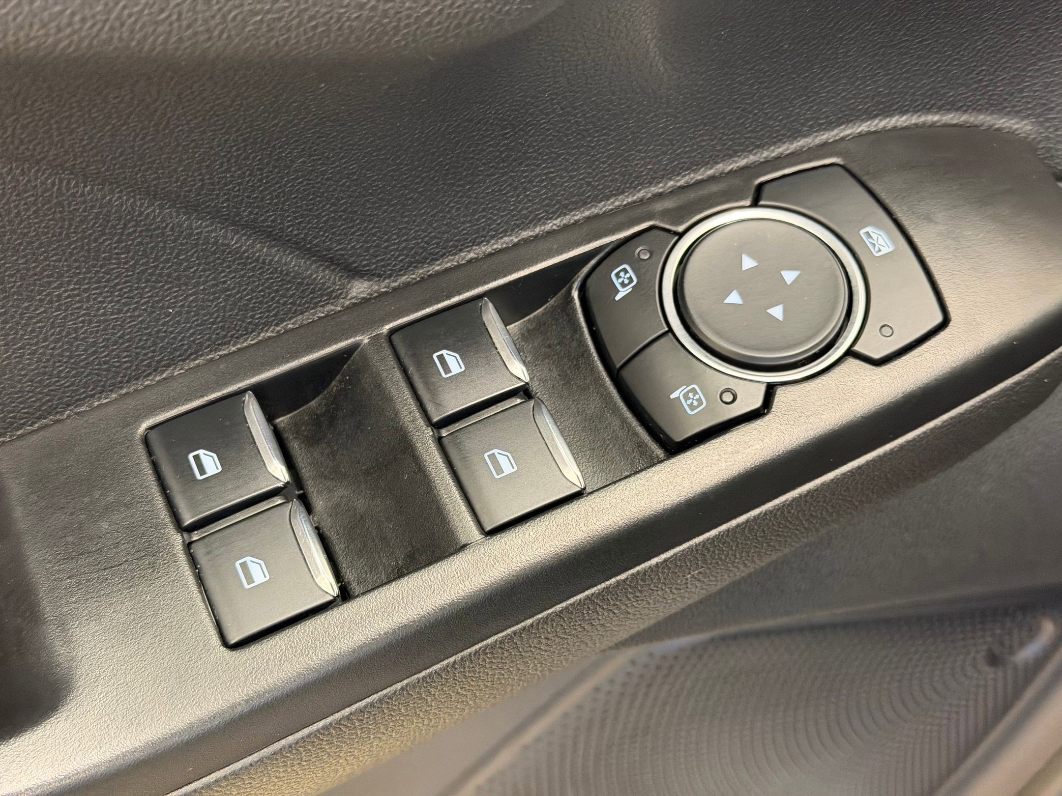 Certified 2025 Ford Escape ST-Line image 12