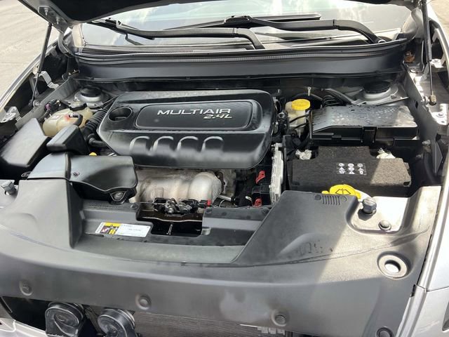 Used 2017 Jeep Cherokee Latitude w/ Safety/Convenience Group AWD/4WD image 10