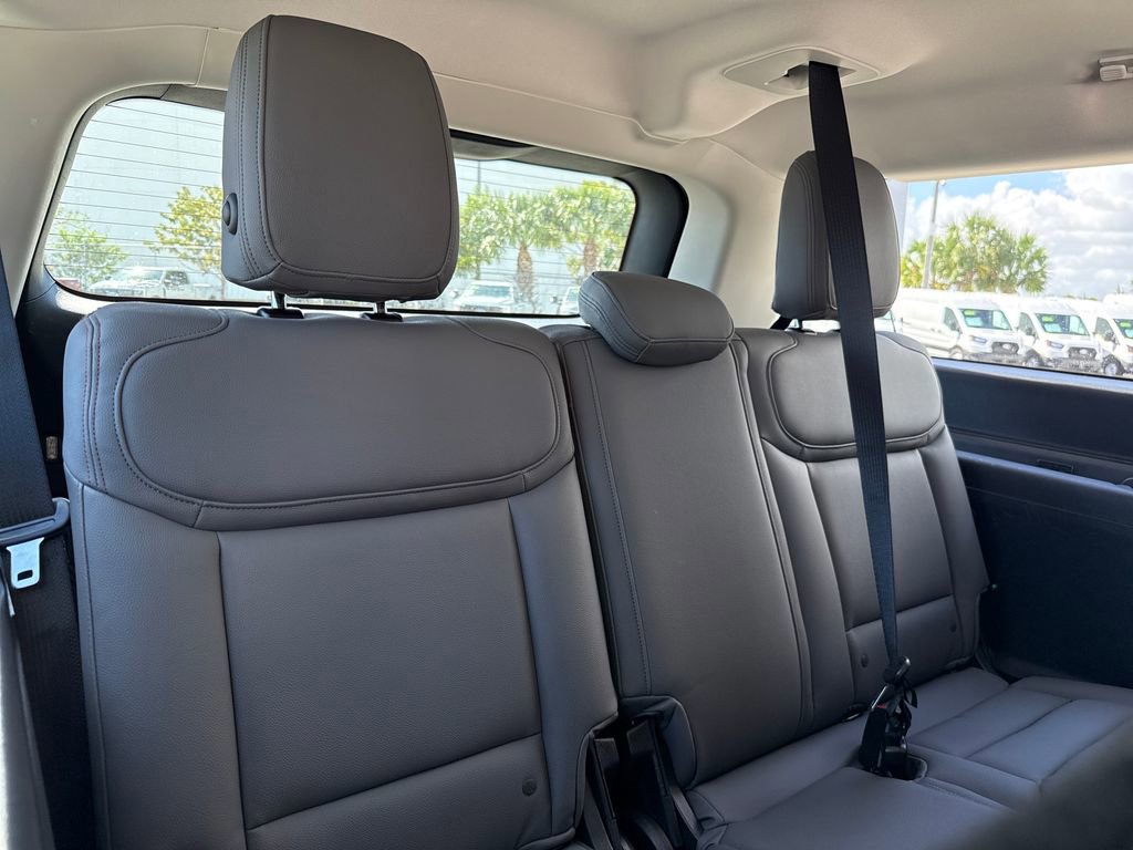 Certified 2025 Ford Expedition Max Active image 29