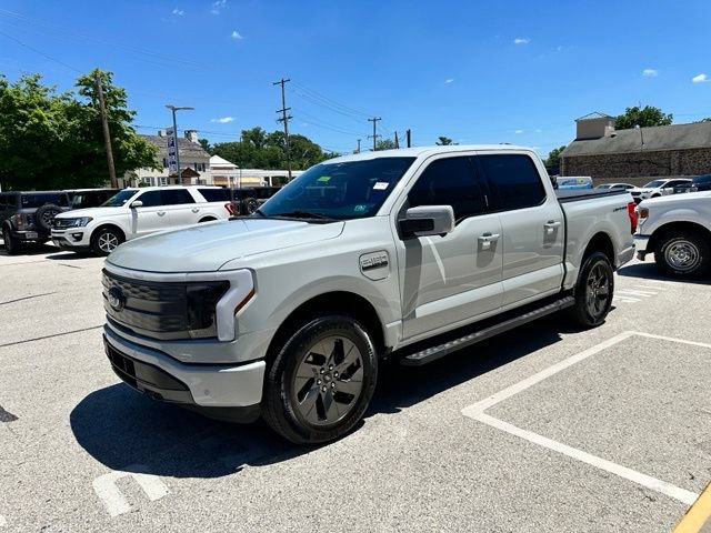 Certified 2023 Ford F150 Lightning Lariat AWD/4WD image 7