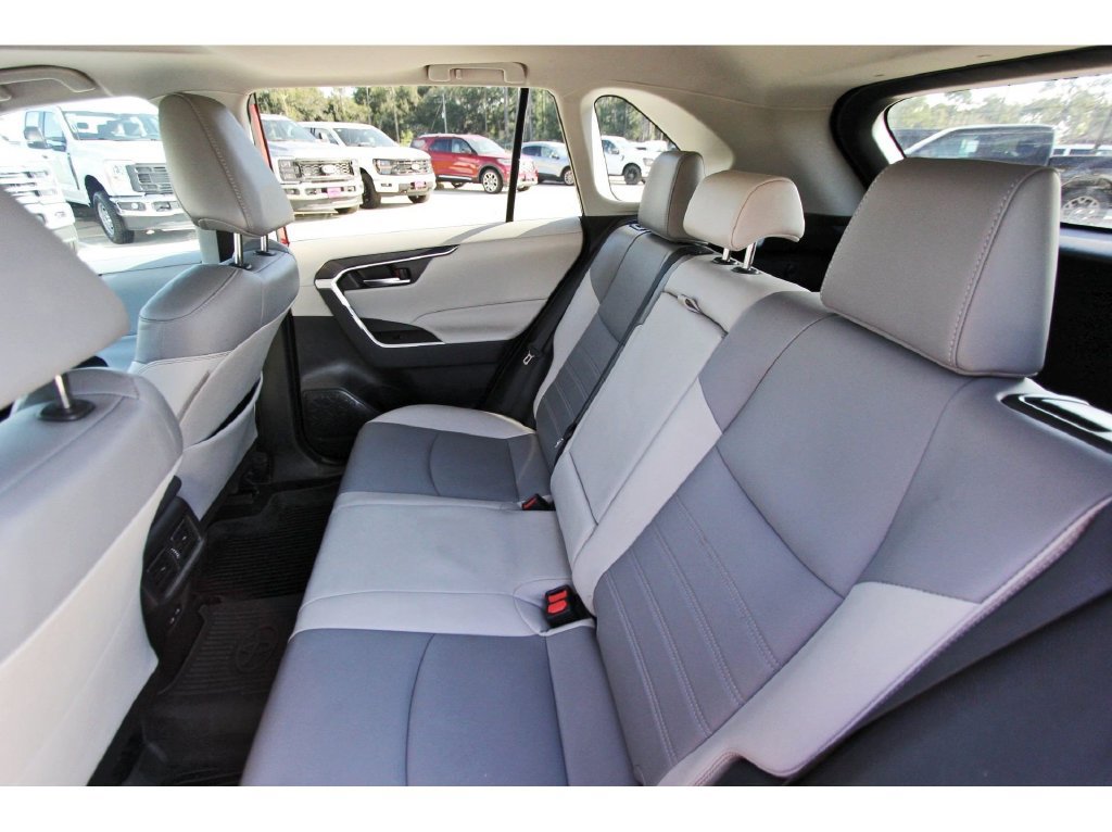 Used 2024 Toyota RAV4 XLE Premium FWD image 14