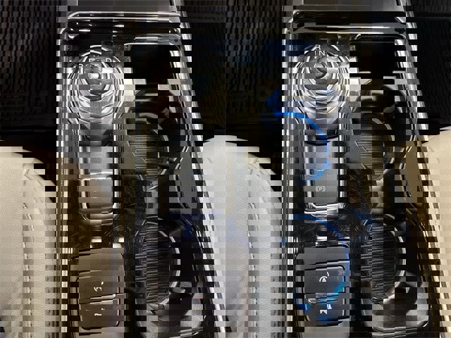 Certified 2020 Ford Edge Titanium w/ Class II Trailer Tow Package image 13