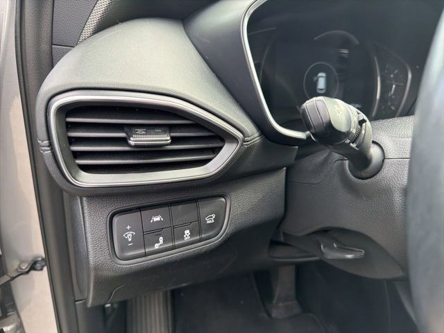Used 2020 Hyundai Santa Fe Limited FWD image 7