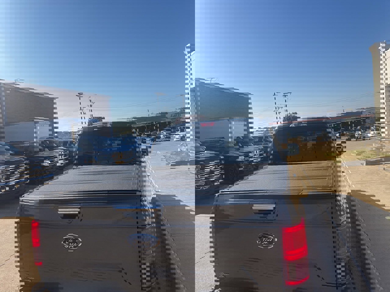 Certified 2020 Ford F150 Lariat image 5