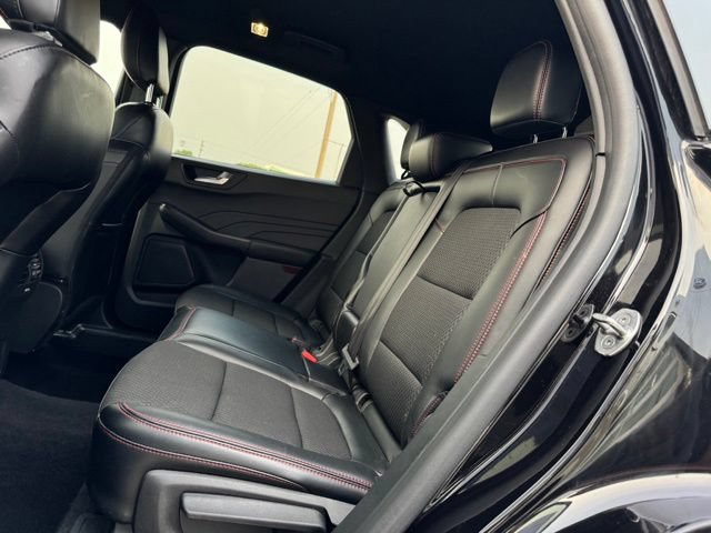Certified 2023 Ford Escape ST-Line w/ Tech Pack #1 AWD/4WD image 7