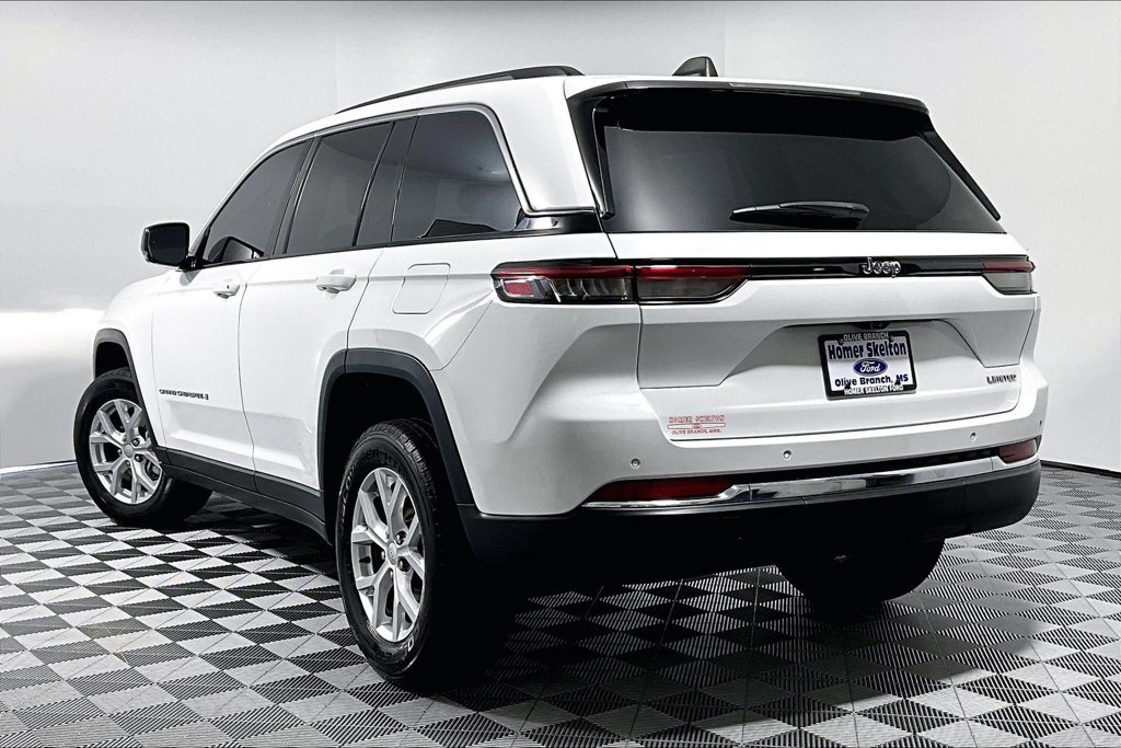 Used 2023 Jeep Grand Cherokee Limited RWD image 11