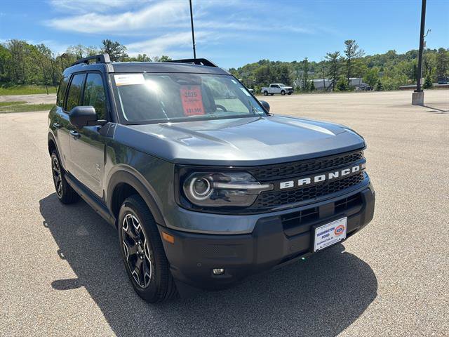 Certified 2025 Ford Bronco Sport Outer Banks w/ Outer Banks Tech Package+ AWD/4WD image 6