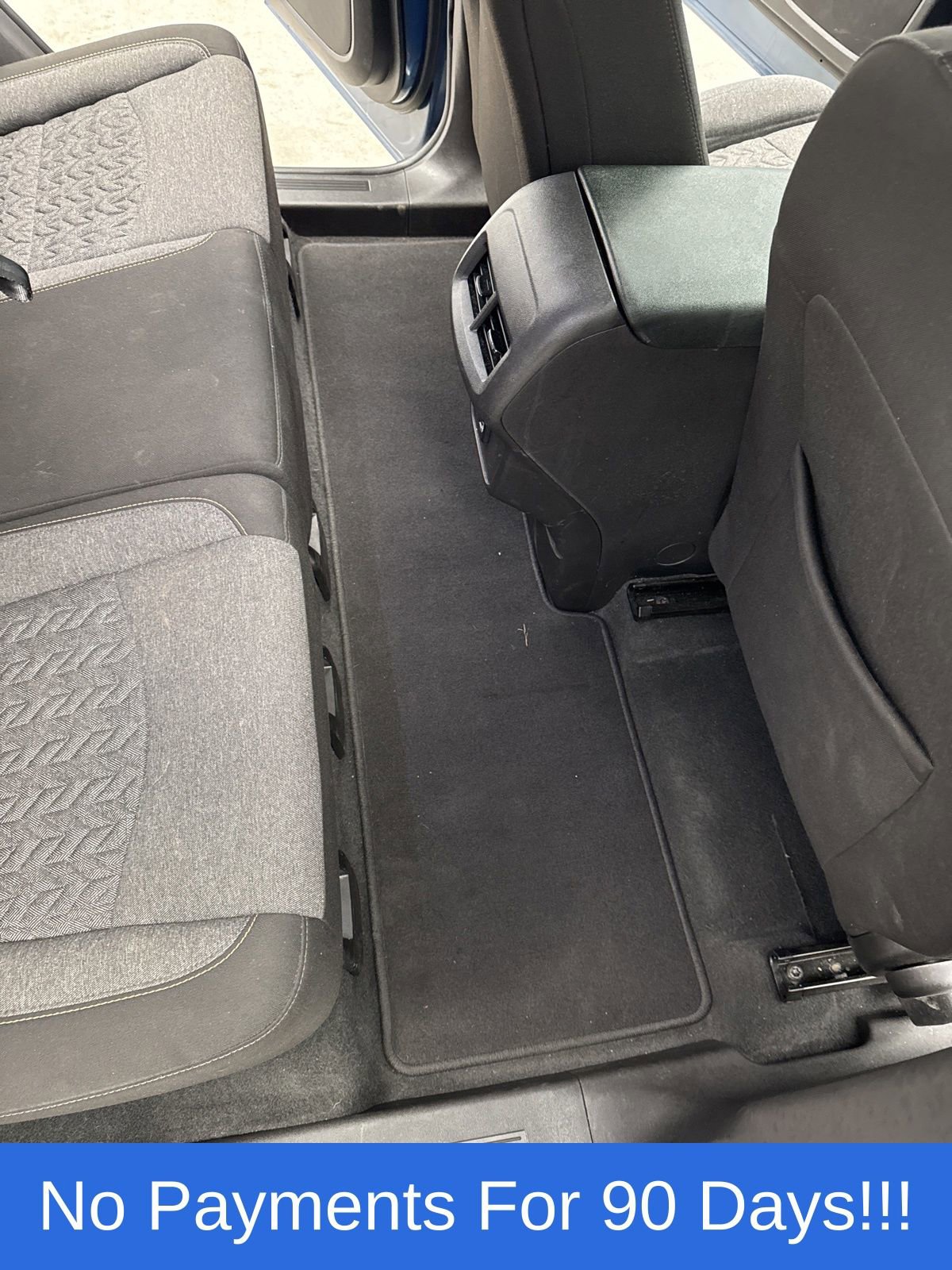 Used 2024 Chevrolet Equinox LT FWD image 31