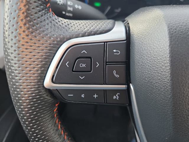 Used 2024 Toyota Sienna XSE AWD/4WD image 21