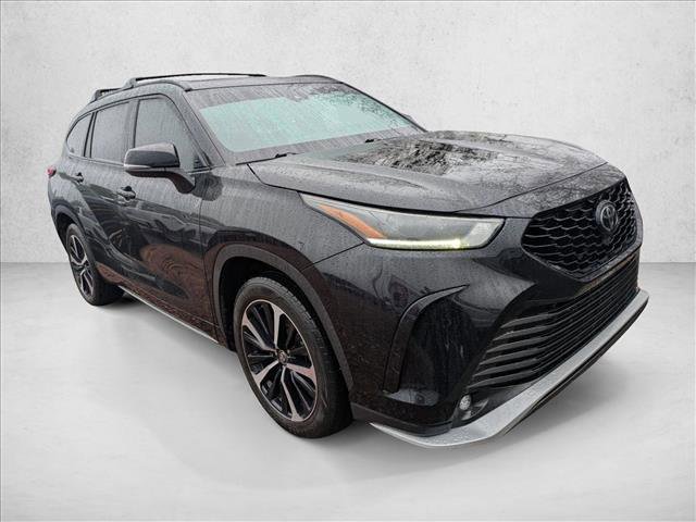 Used 2021 Toyota Highlander XSE AWD/4WD video 3
