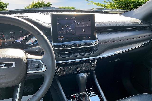 Used 2023 Jeep Compass Trailhawk AWD/4WD image 6