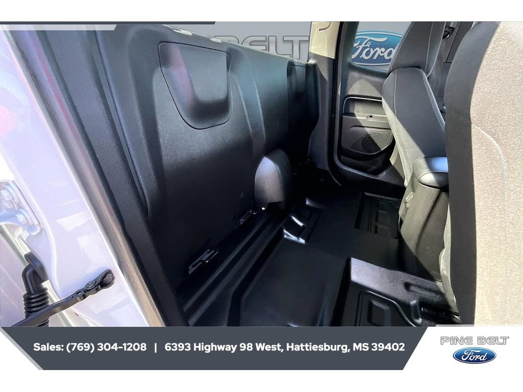 Used 2022 Chevrolet Colorado LT w/ Fleet Safety Package RWD image 21