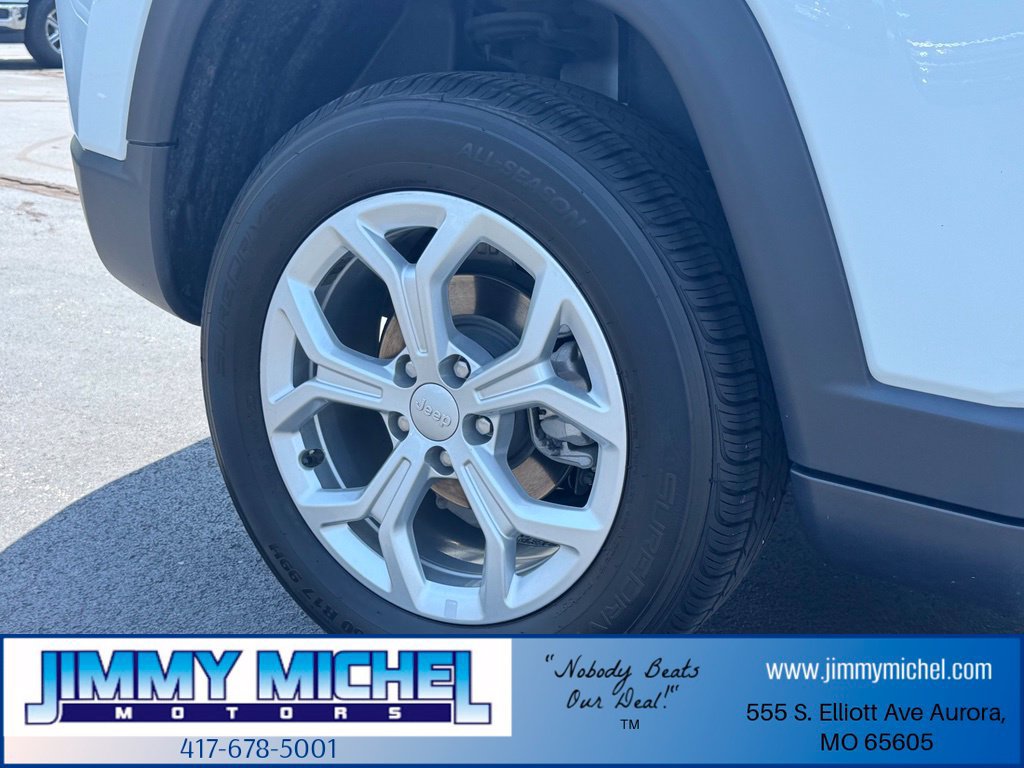 Used 2024 Jeep Compass Latitude AWD/4WD image 24