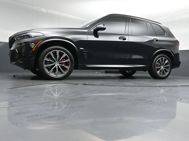 Used 2025 BMW X5 xDrive40i w/ Executive Package AWD/4WD image 41