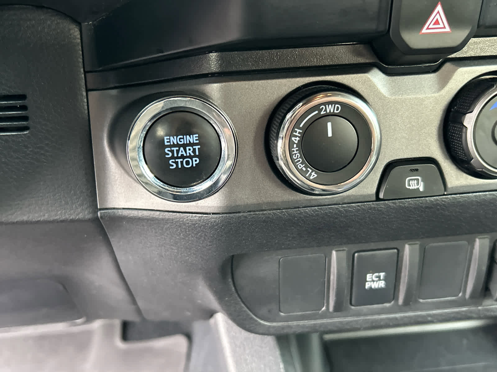 Used 2023 Toyota Tacoma TRD Off-Road image 37