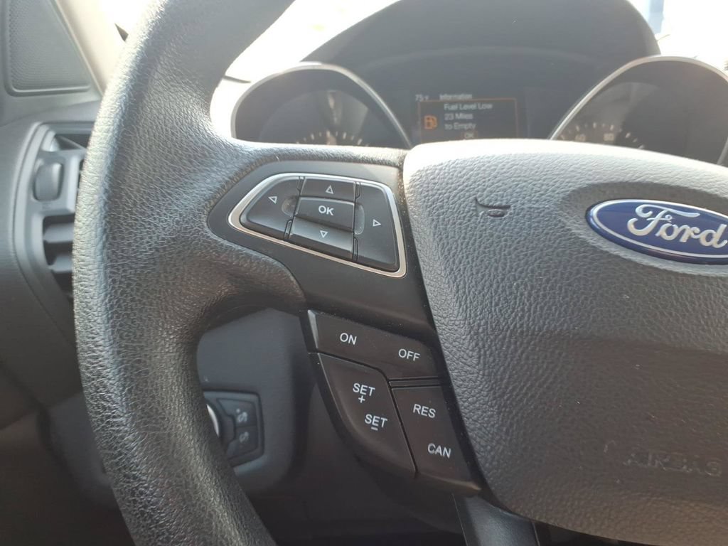 Certified 2019 Ford Escape SE AWD/4WD image 15