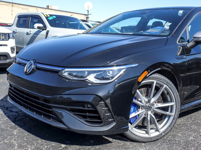 Used 2024 Volkswagen Golf R AWD/4WD image 2