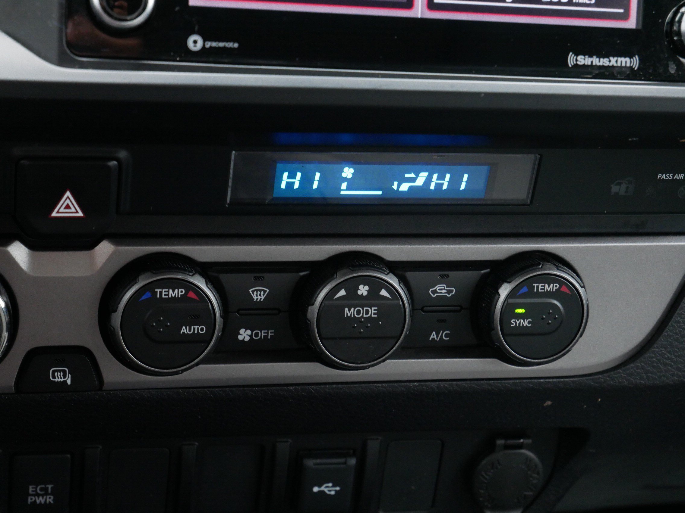 Used 2023 Toyota Tacoma SR AWD/4WD image 23
