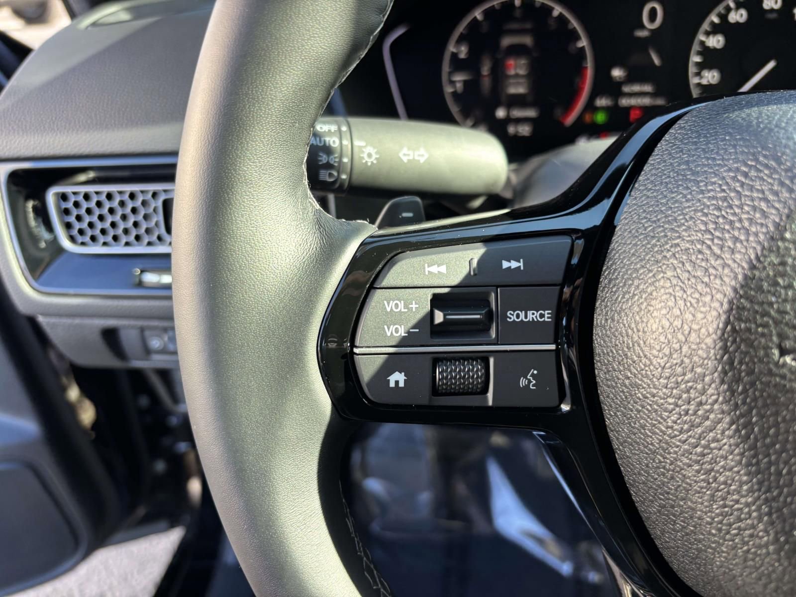 Used 2025 Honda Civic Sport image 19