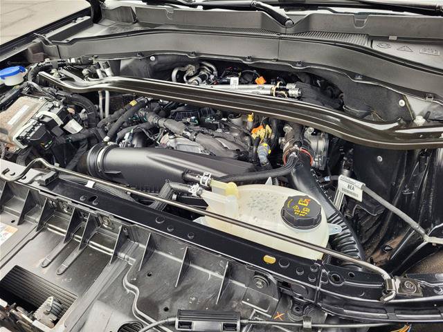 Certified 2025 Ford Explorer ST-Line AWD/4WD image 36