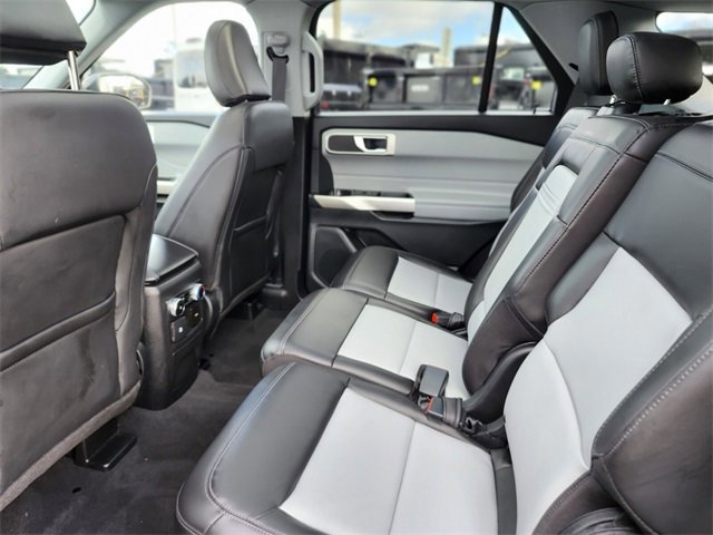 Certified 2022 Ford Explorer XLT w/ Equipment Group 202A image 16