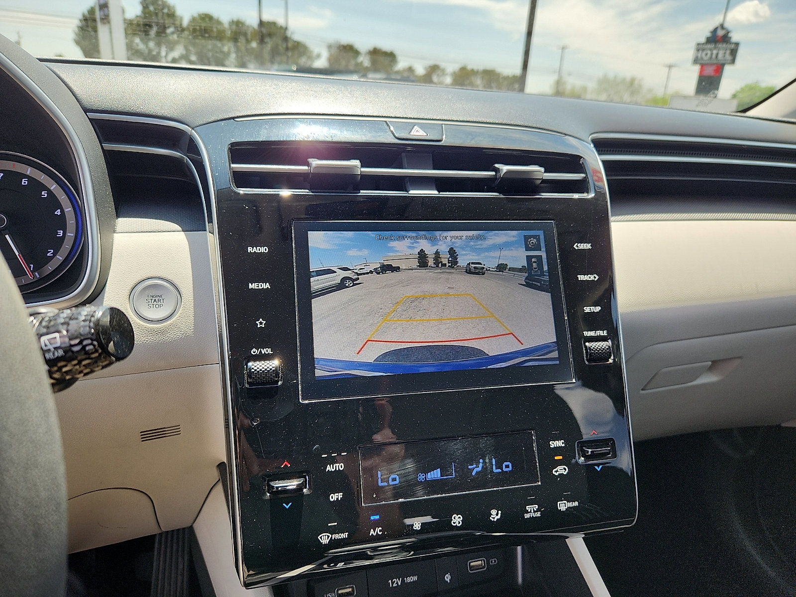 Used 2024 Hyundai Tucson SEL image 11