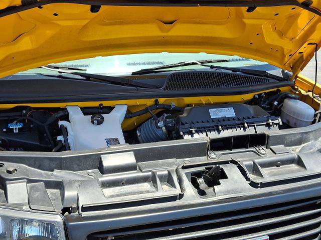 Used 2022 GMC Savana 3500 Extended w/ Power Convenience Package RWD image 24
