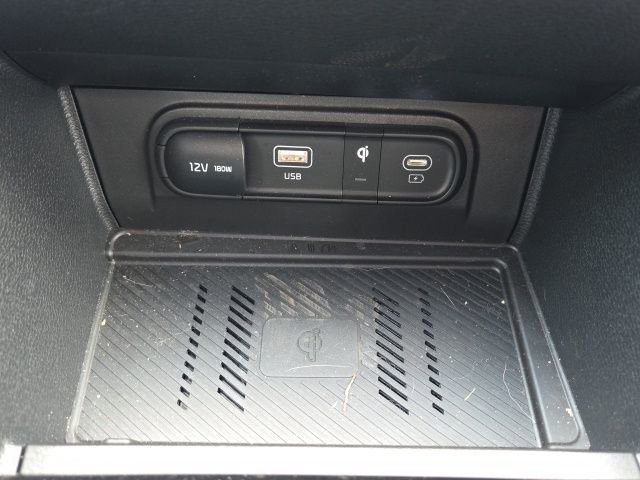 Used 2025 Kia Sportage EX image 34