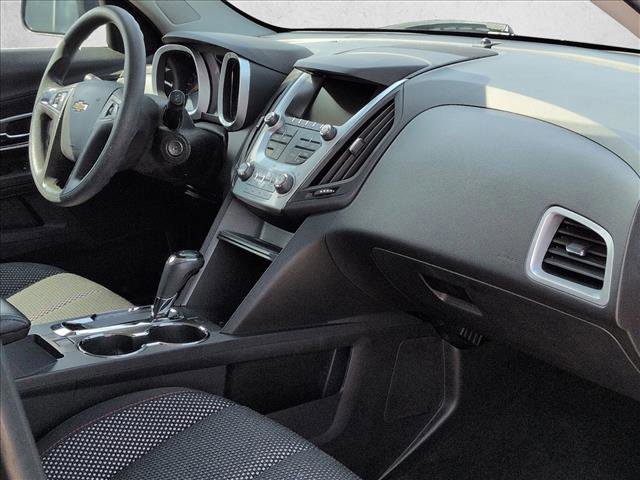 Used 2017 Chevrolet Equinox LS image 21