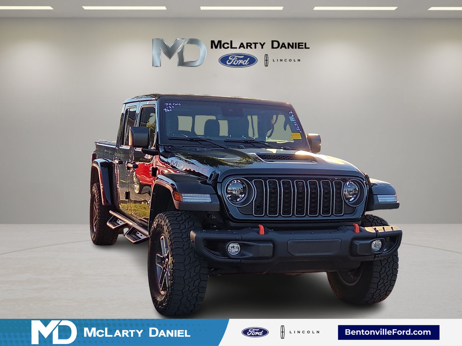 Used 2025 Jeep Gladiator Mojave