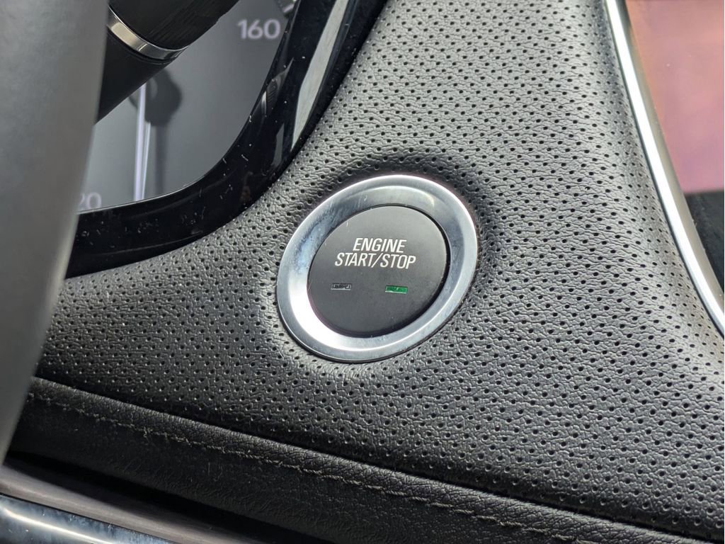Used 2023 Cadillac XT5 Luxury FWD image 18