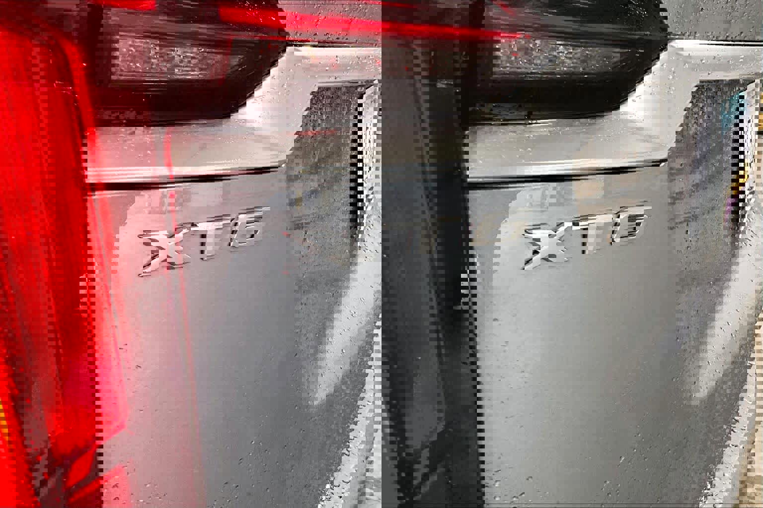 Used 2025 Cadillac XT6 Premium Luxury image 31