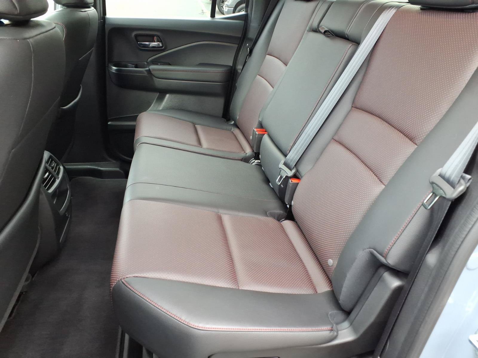 Used 2022 Honda Ridgeline Black Edition image 15