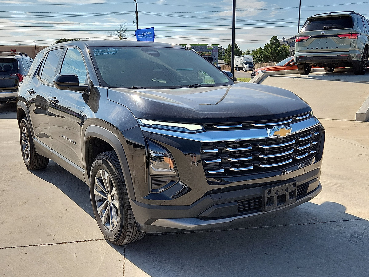 Used 2026 Chevrolet Equinox LT AWD/4WD image 6