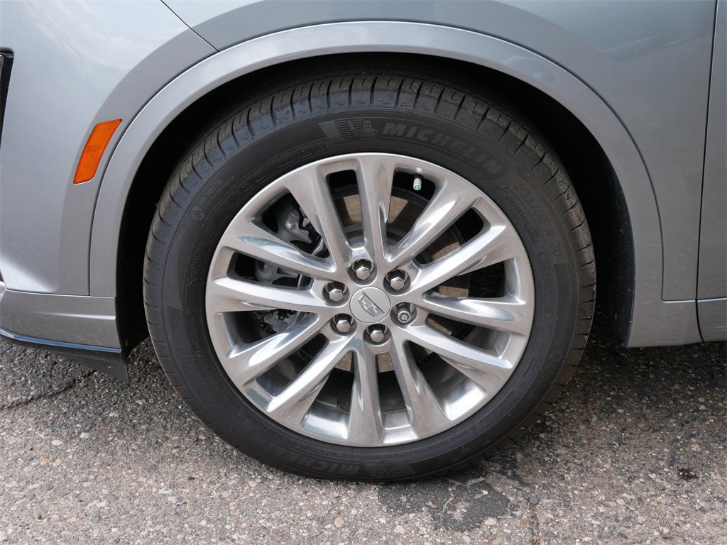 Used 2023 Cadillac XT6 Premium Luxury image 7