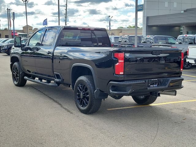 Used 2026 Chevrolet Silverado 2500 LTZ w/ LTZ Plus Package AWD/4WD image 3