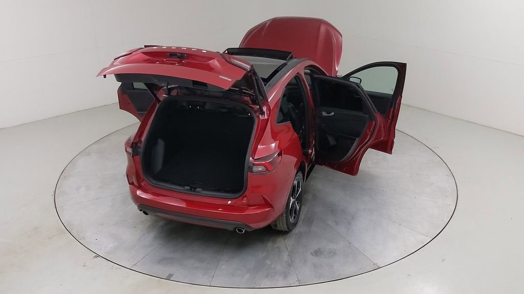 Certified 2025 Ford Escape ST-Line Elite image 50