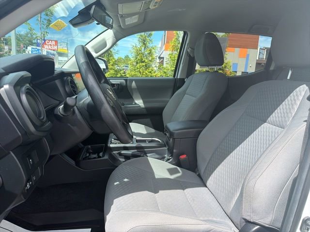 Used 2022 Toyota Tacoma SR AWD/4WD image 11