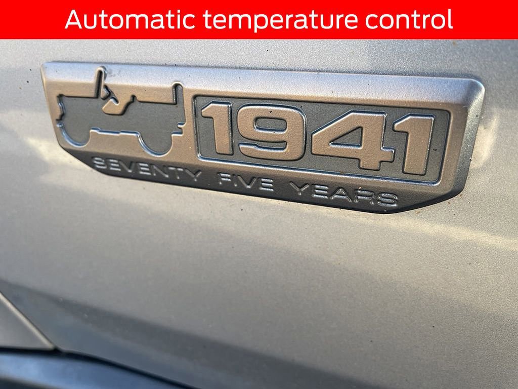 Used 2017 Jeep Grand Cherokee Laredo image 8