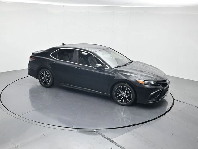 Used 2023 Toyota Camry SE w/ Convenience Package FWD image 37