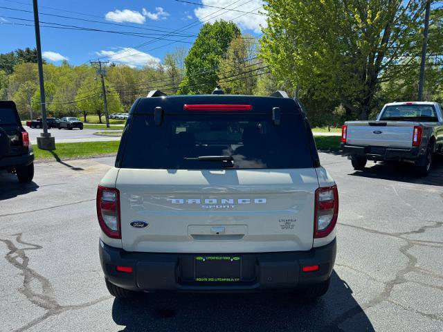 Certified 2025 Ford Bronco Sport Outer Banks w/ Outer Banks Tech Package+ AWD/4WD image 4